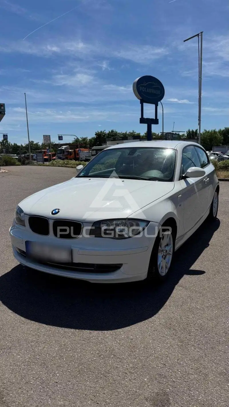 2009 BMW 120
