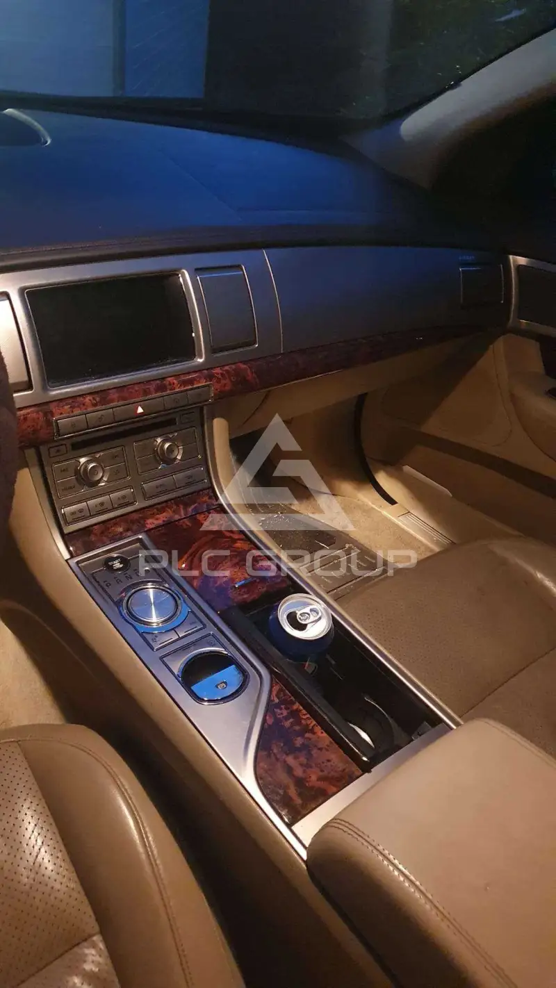 2009 Jaguar XF