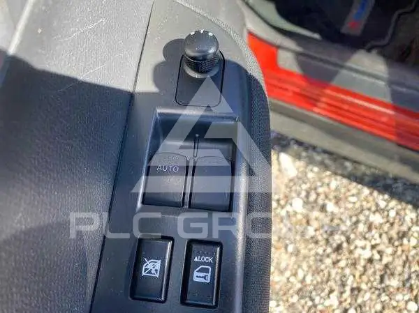 2009 Suzuki SWIFT