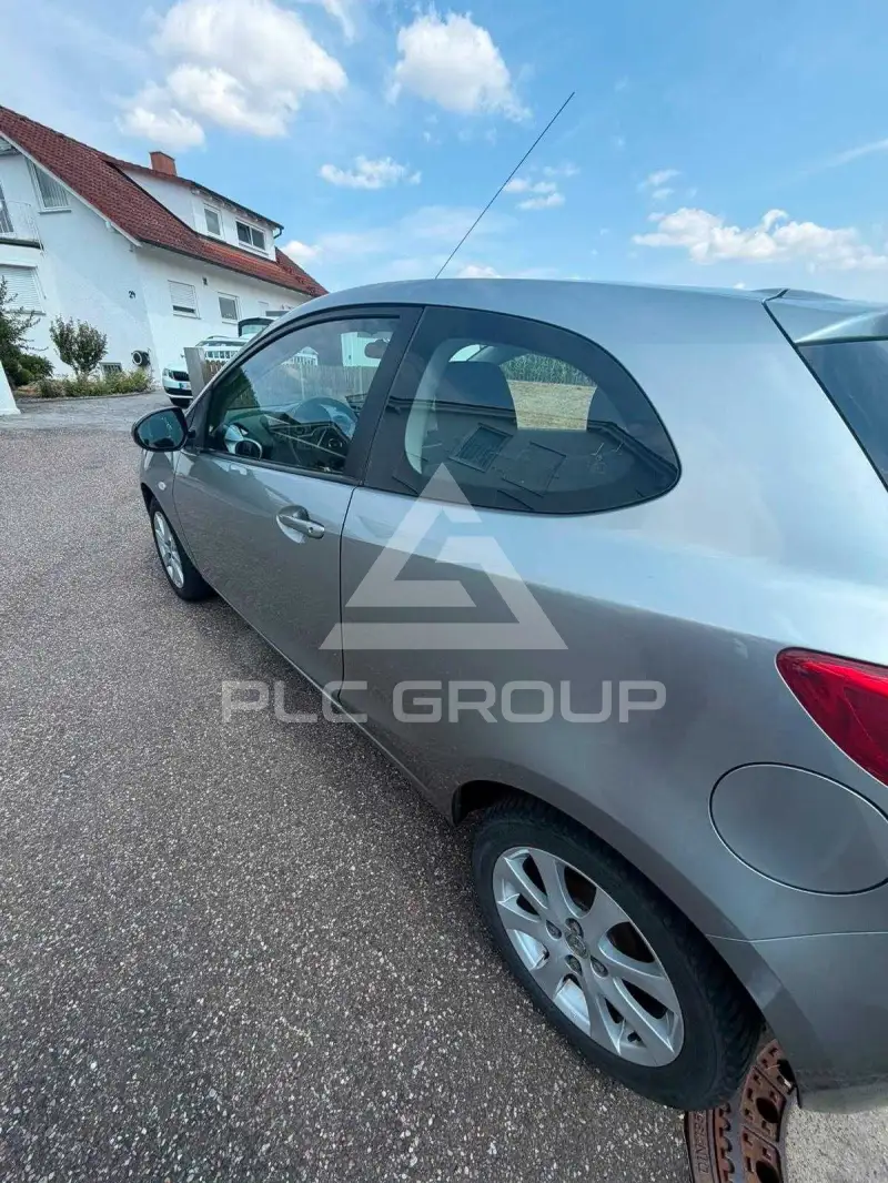 2009 Mazda 2