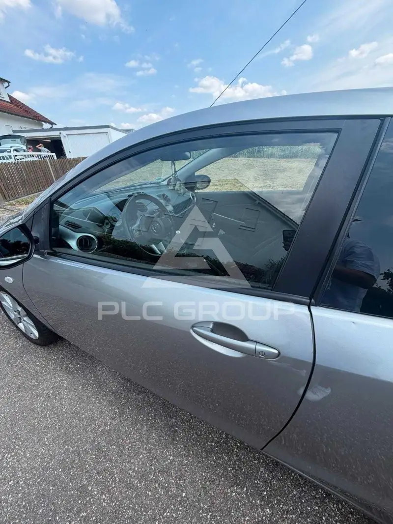 2009 Mazda 2