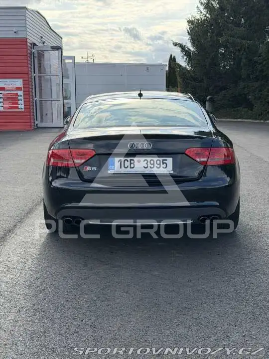 2009 Audi S5