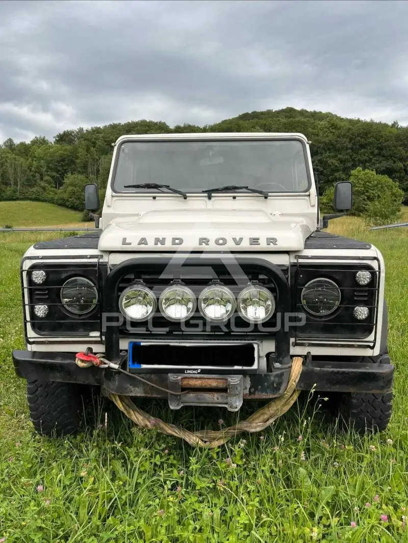 2009 Land Rover DEFENDER