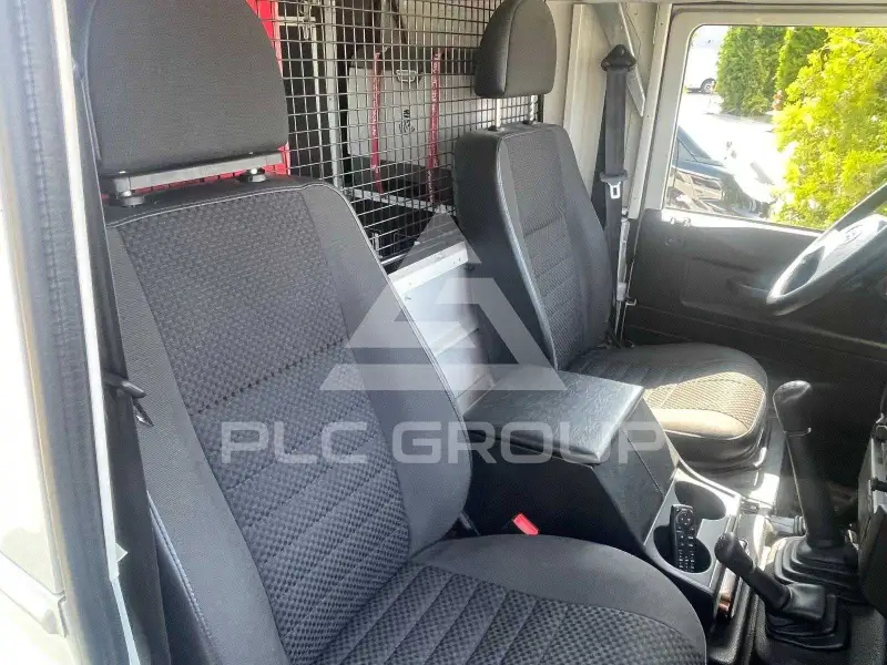 2009 Land Rover DEFENDER