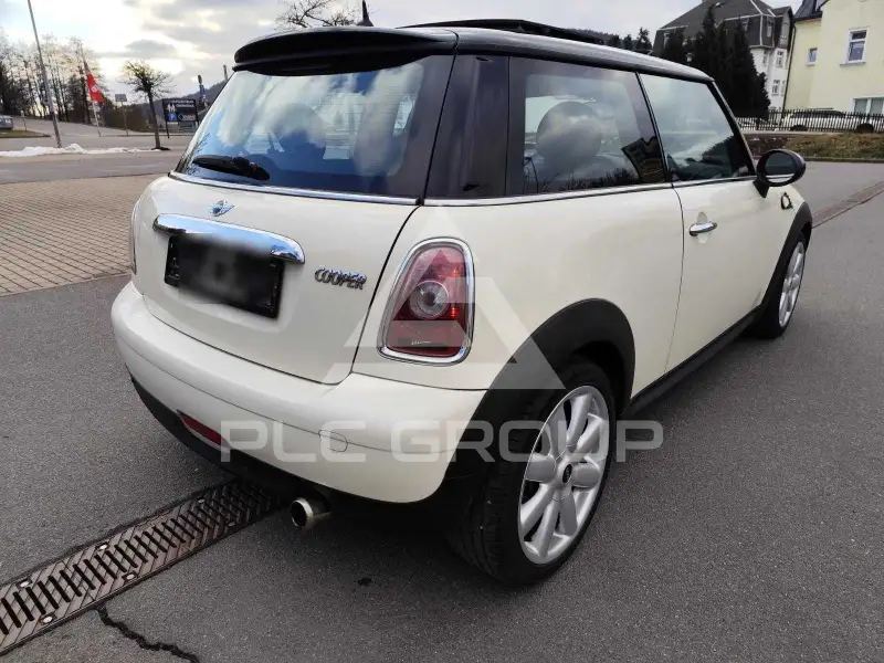 2009 Mini COOPER