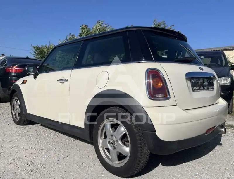 2009 Mini COOPER