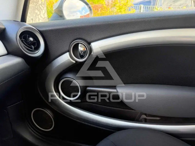 2009 Mini COOPER