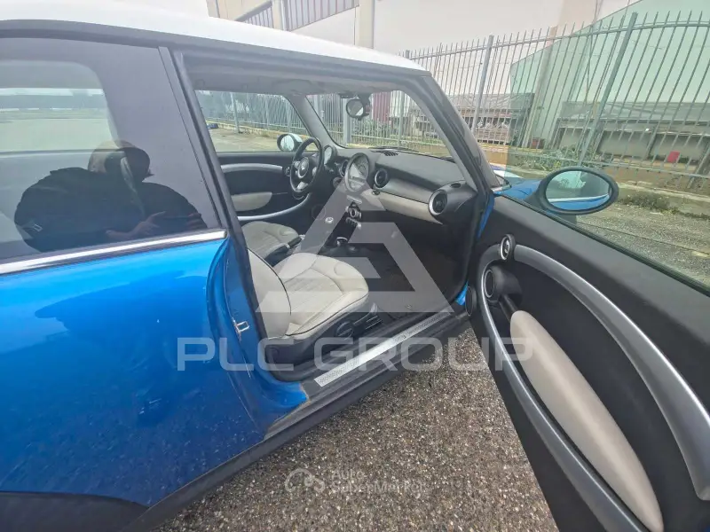 2009 Mini COOPER