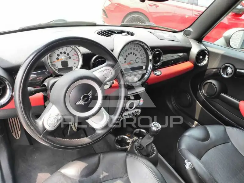 2009 Mini COOPER