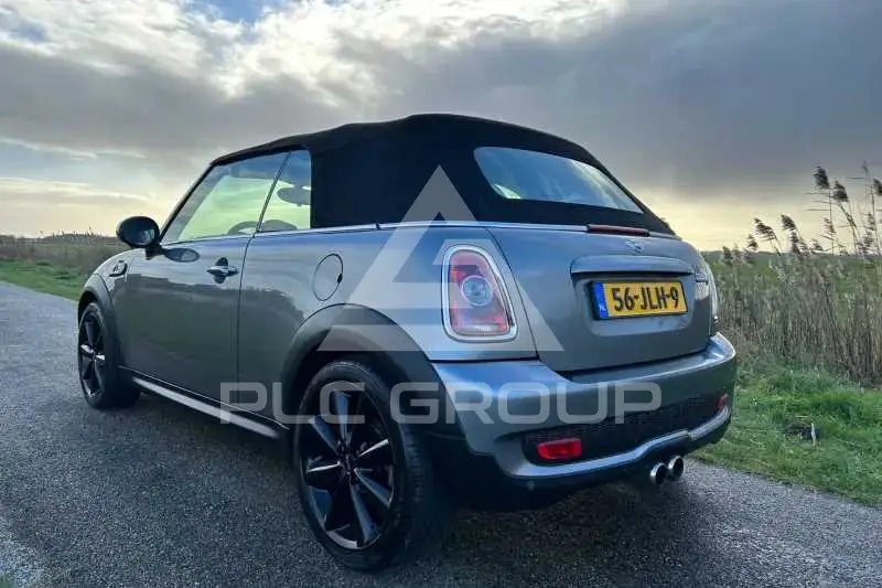 2009 Mini COOPER