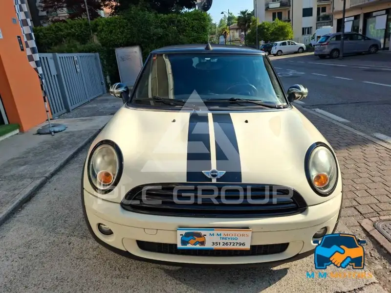 2009 Mini COOPER