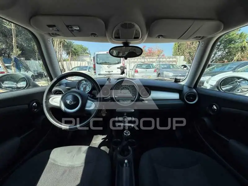2009 Mini COOPER