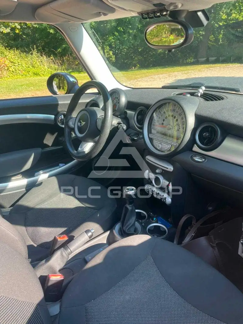 2009 Mini COOPER