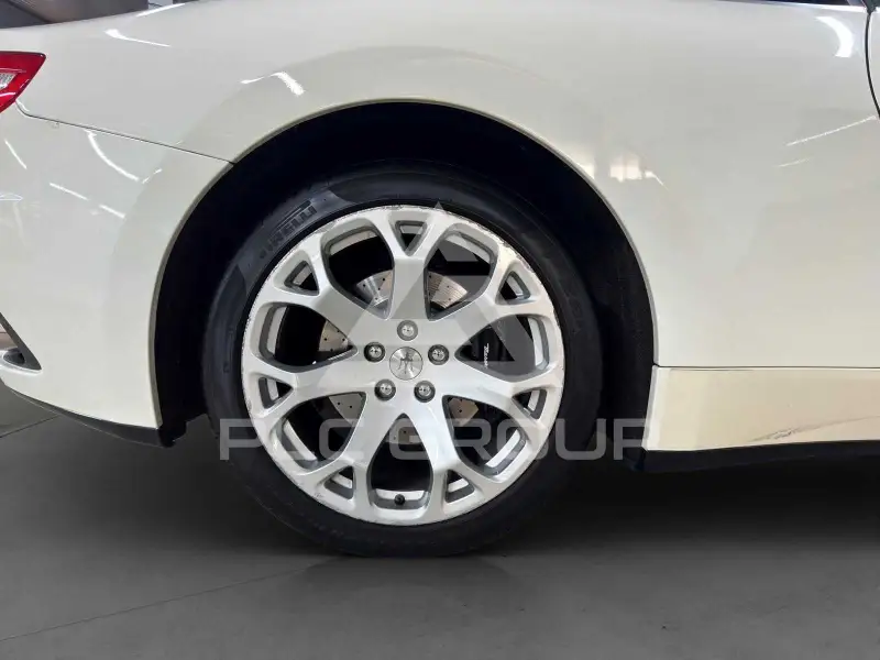 2009 Maserati GRANTURISMO