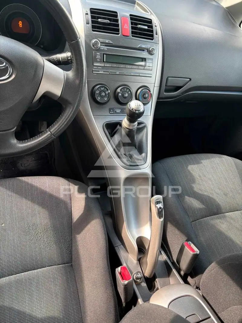 2009 Toyota AURIS