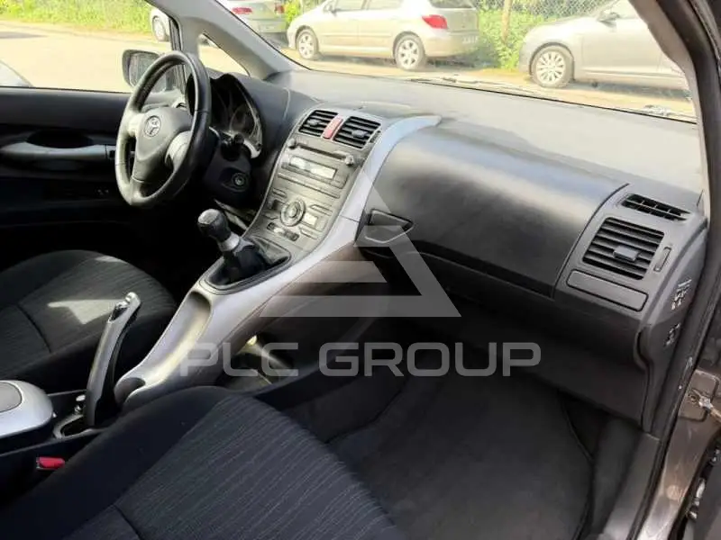 2009 Toyota AURIS