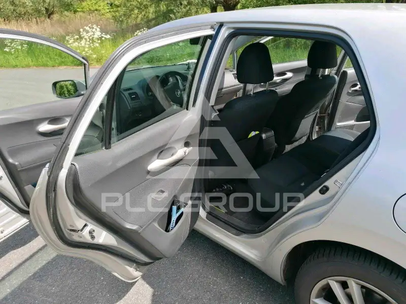 2009 Toyota AURIS