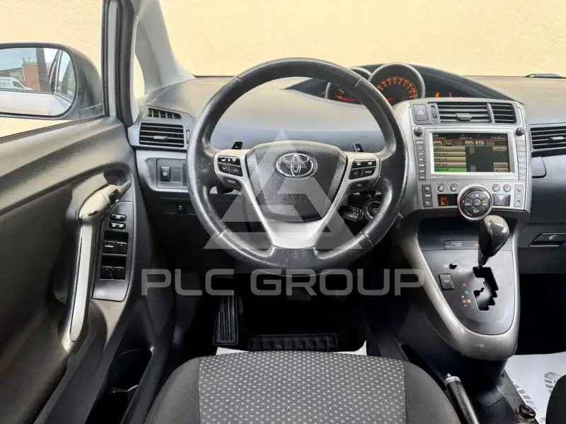 2009 Toyota VERSO