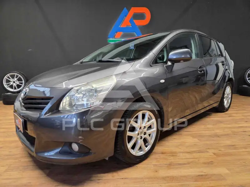2009 Toyota VERSO