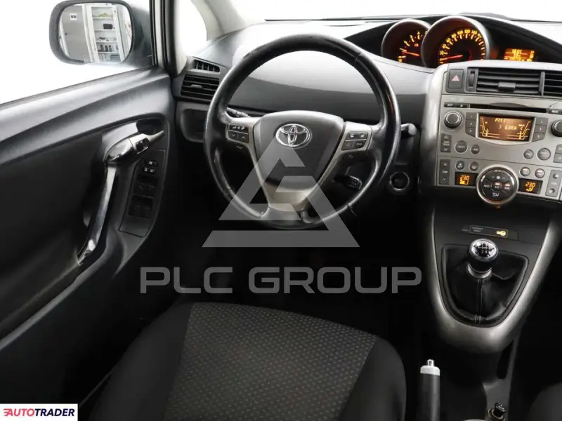 2009 Toyota VERSO