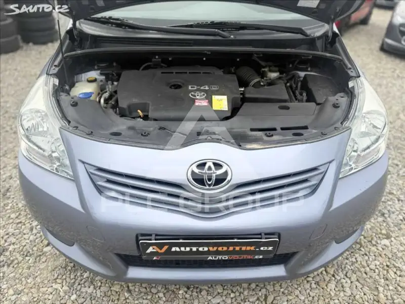2009 Toyota VERSO