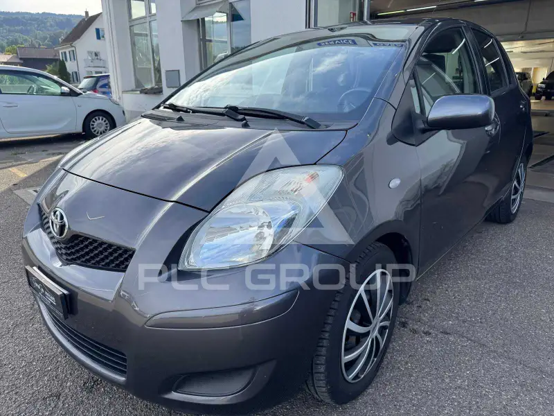 2009 Toyota YARIS