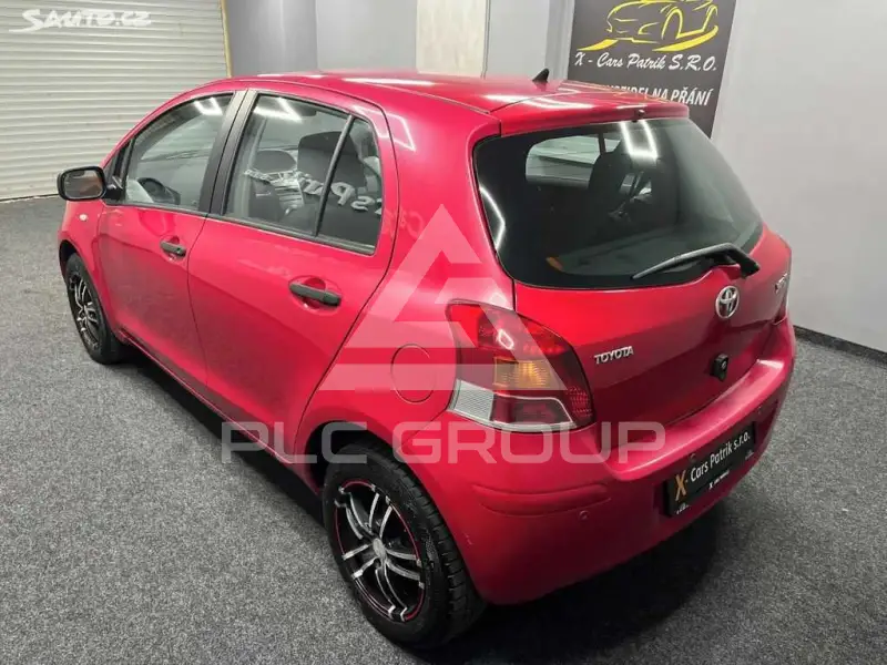 2009 Toyota YARIS