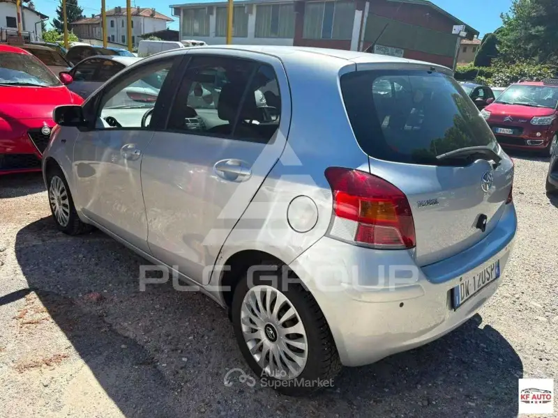 2009 Toyota YARIS