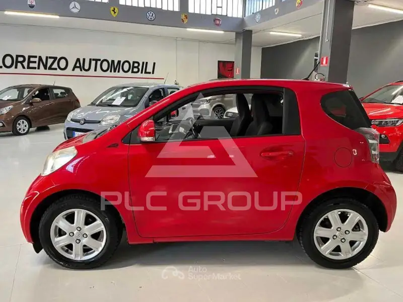 2009 Toyota IQ