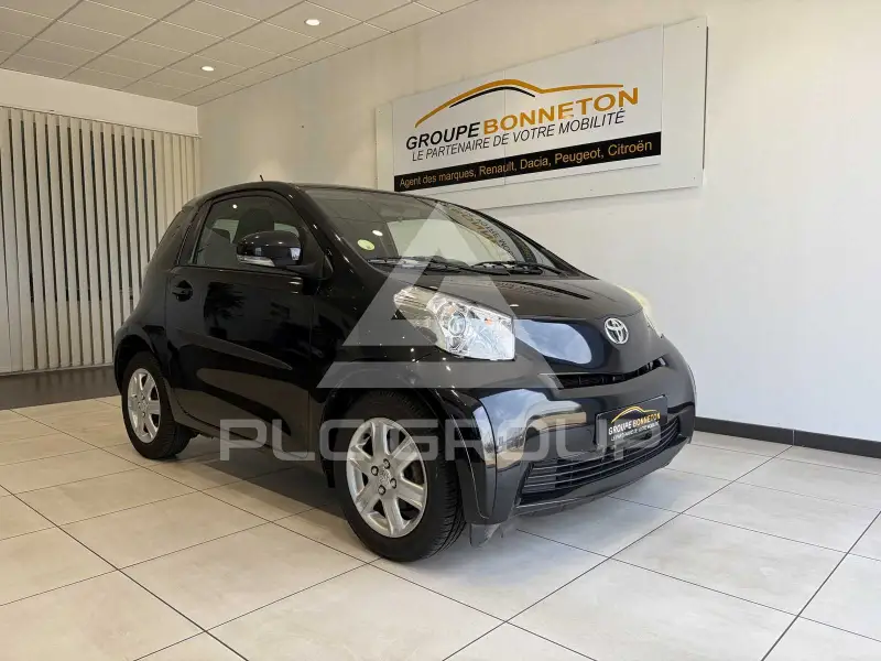 2009 Toyota IQ