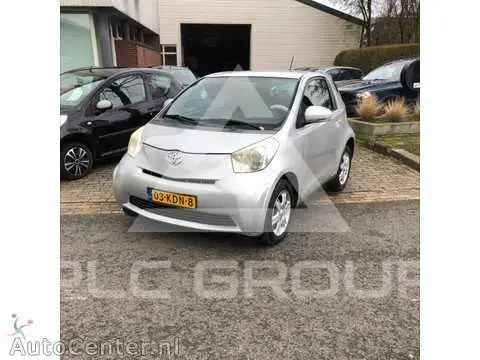 2009 Toyota IQ