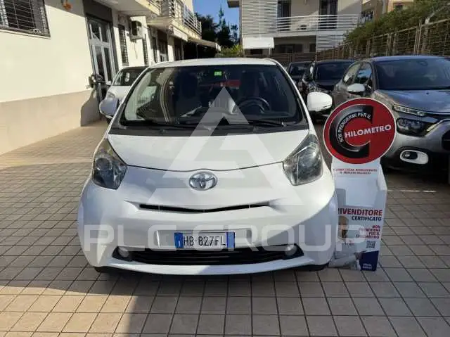2009 Toyota IQ