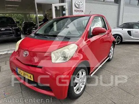2009 Toyota IQ