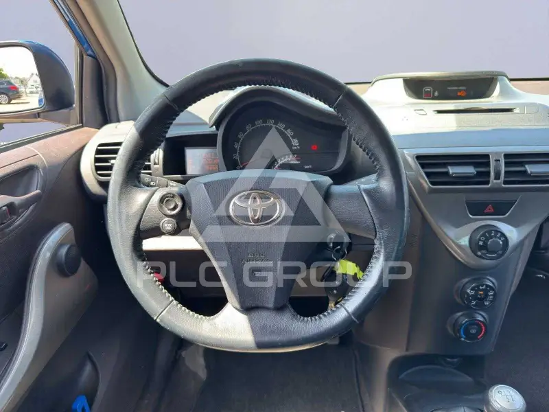 2009 Toyota IQ
