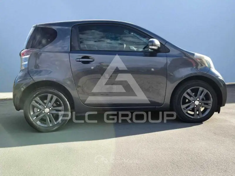 2009 Toyota IQ