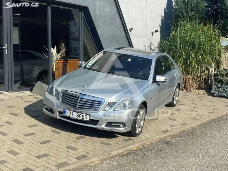 2009 Mercedes Benz E-Class