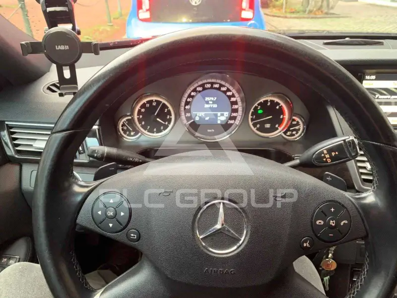 2009 Mercedes Benz 350