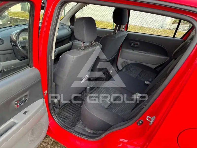 2009 Daihatsu Sirion