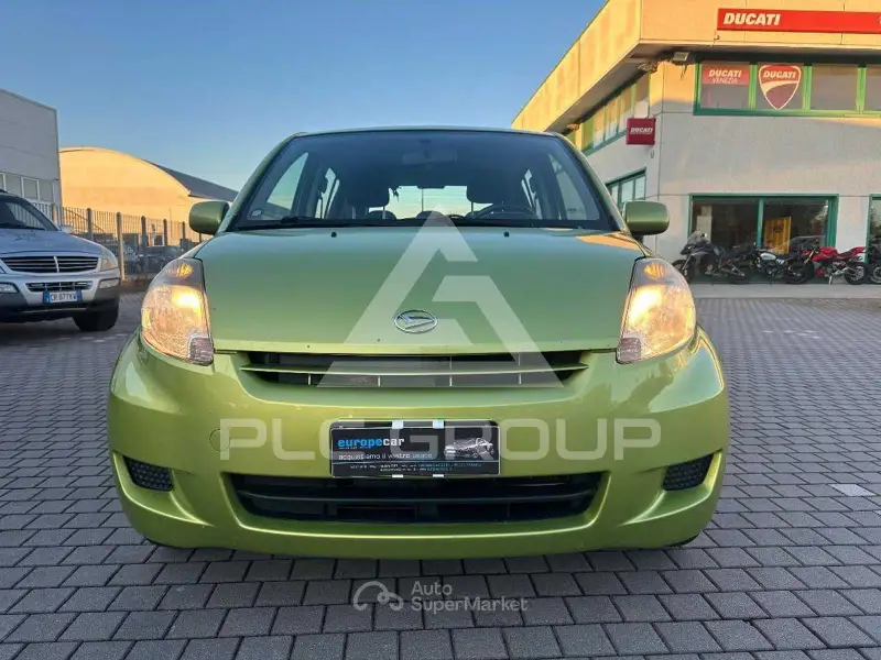 2009 Daihatsu Sirion