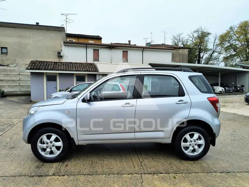 2009 Daihatsu Terios