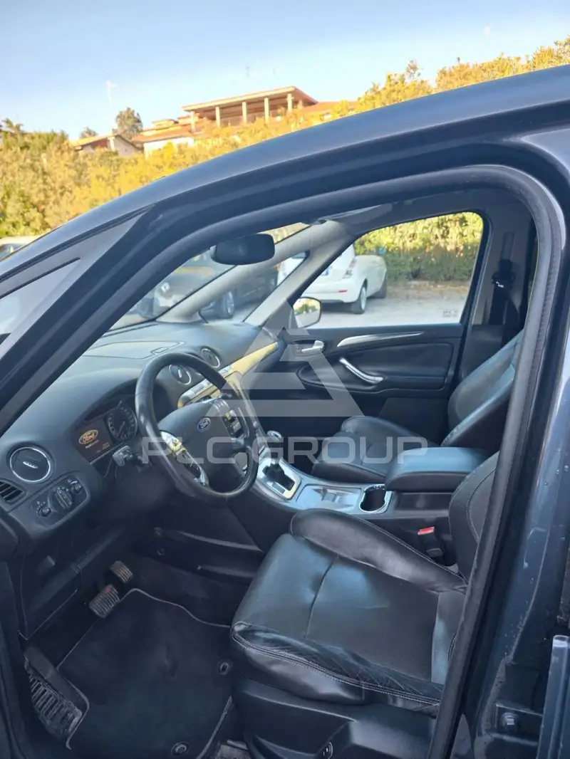 2009 Ford S-Max