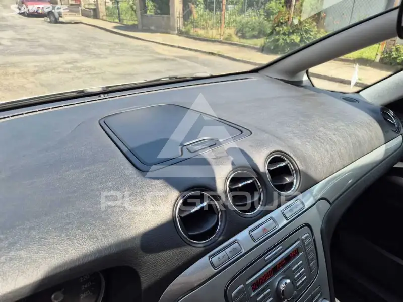 2009 Ford S-Max