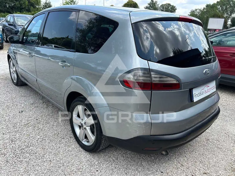 2009 Ford S-Max