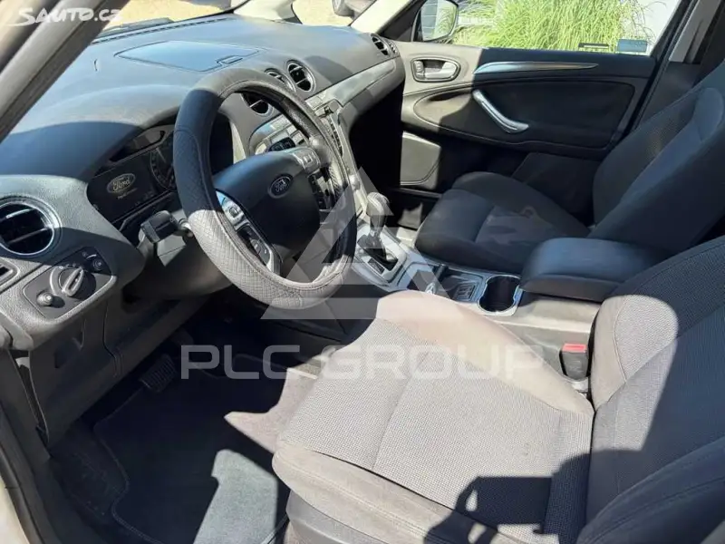 2009 Ford S-Max