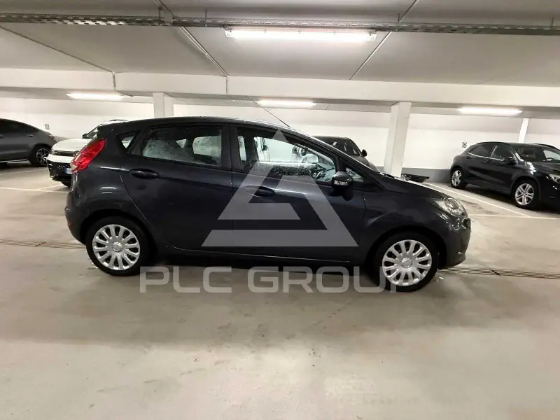 2009 Ford FIESTA