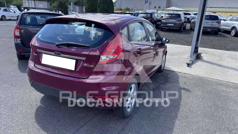 2009 Ford FIESTA