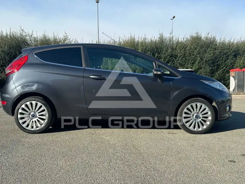 2009 Ford FIESTA