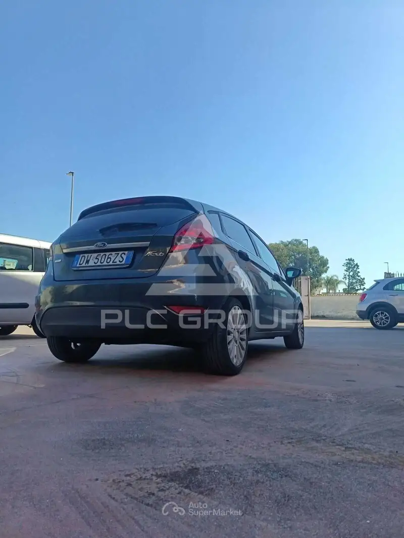 2009 Ford FIESTA