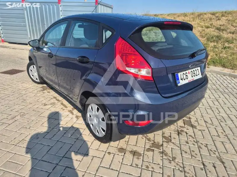 2009 Ford FIESTA