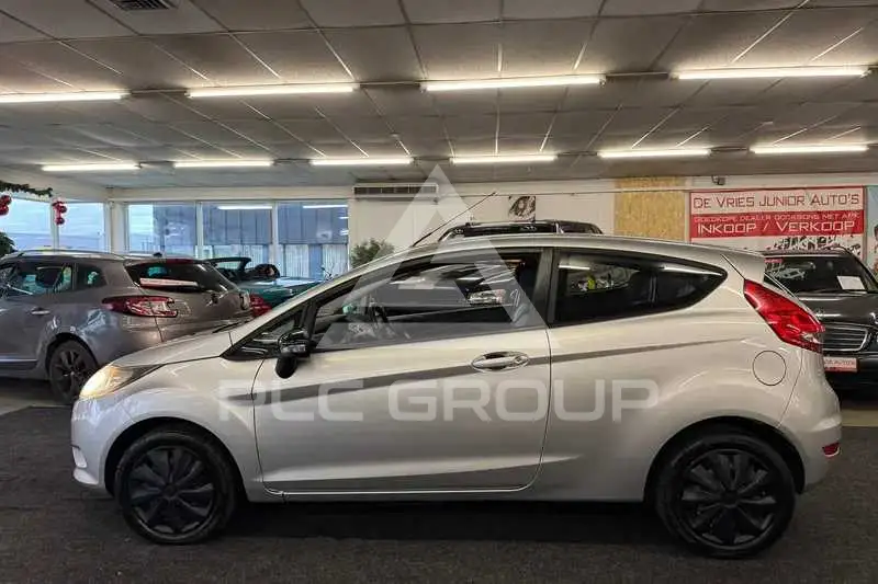 2009 Ford FIESTA